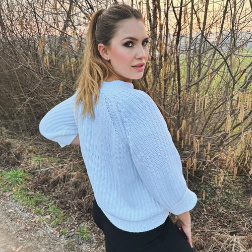 Chunky rib knit short puff sleeve sweater